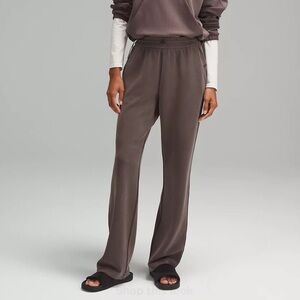Lululemon soft stream high rise pant